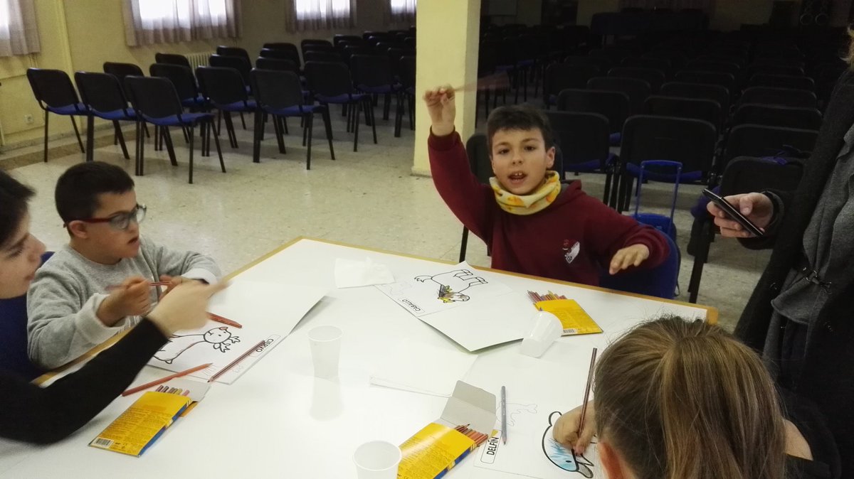 F. Proyecto Persona tweet media