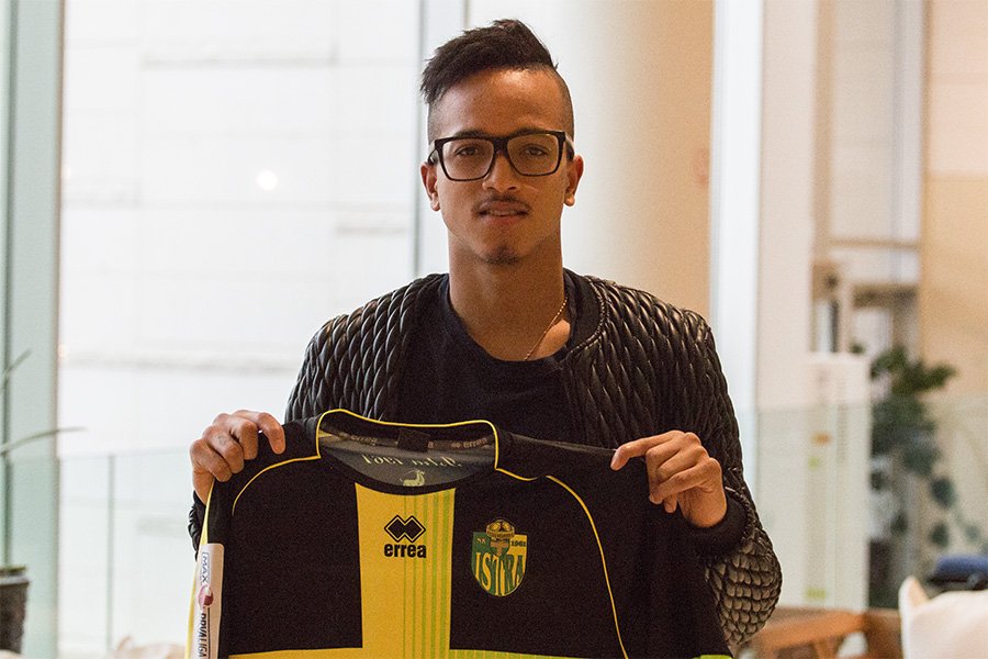 Embedded image permalink