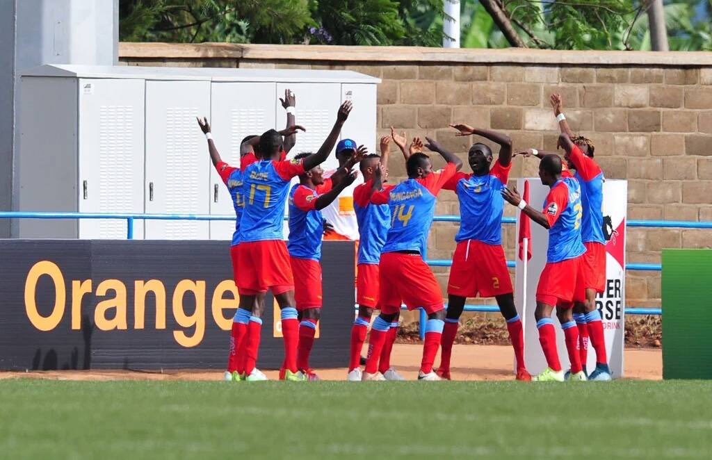 VoiceOfCongo's tweet photo. Chan 2016 RDC 1 - 1 Guinée ( 5-4 Penalties ) . La RDC gagne et se qualifie pour la finale. #DRC #Congo #CHAN2016 https://t.co/gHEjv7ChcT