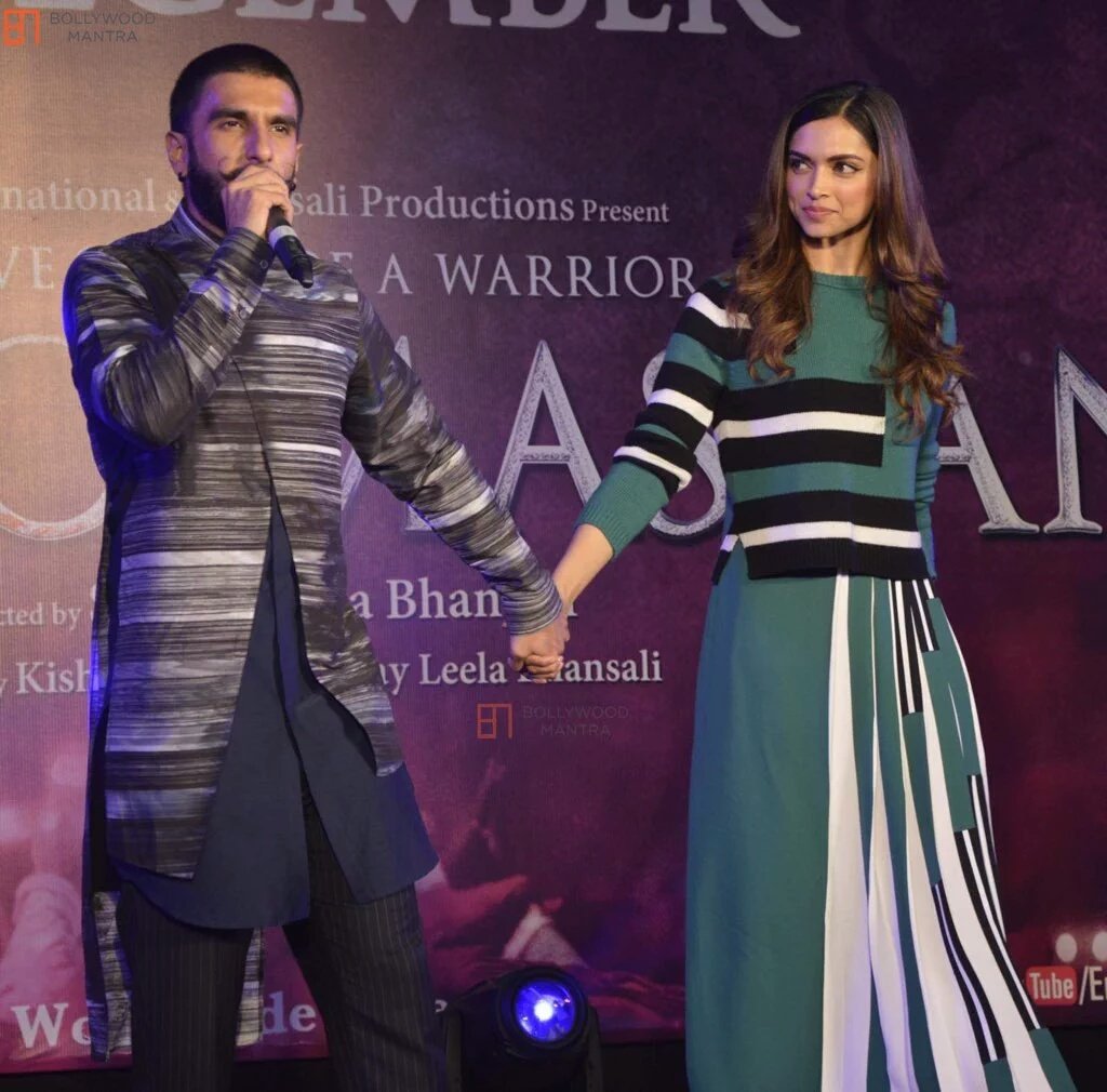 DeepVeer_FC's tweet photo. Some Unseen pics during #BajiraoMastani promotions :) #DeepVeer https://t.co/F7kSdBsNYy