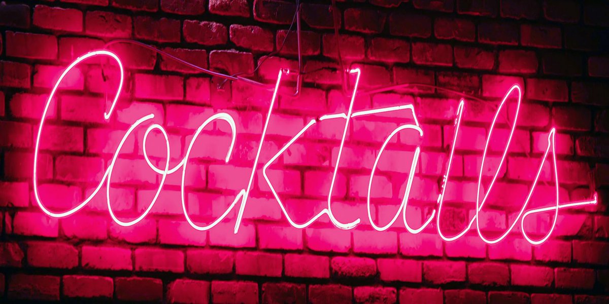 PearlBarWB's tweet photo. Dry January is over!! Wash that guilt away with our happy hours! Everyday 5-9pm #cocktails #beers #prosecco https://t.co/1kODxINKL2