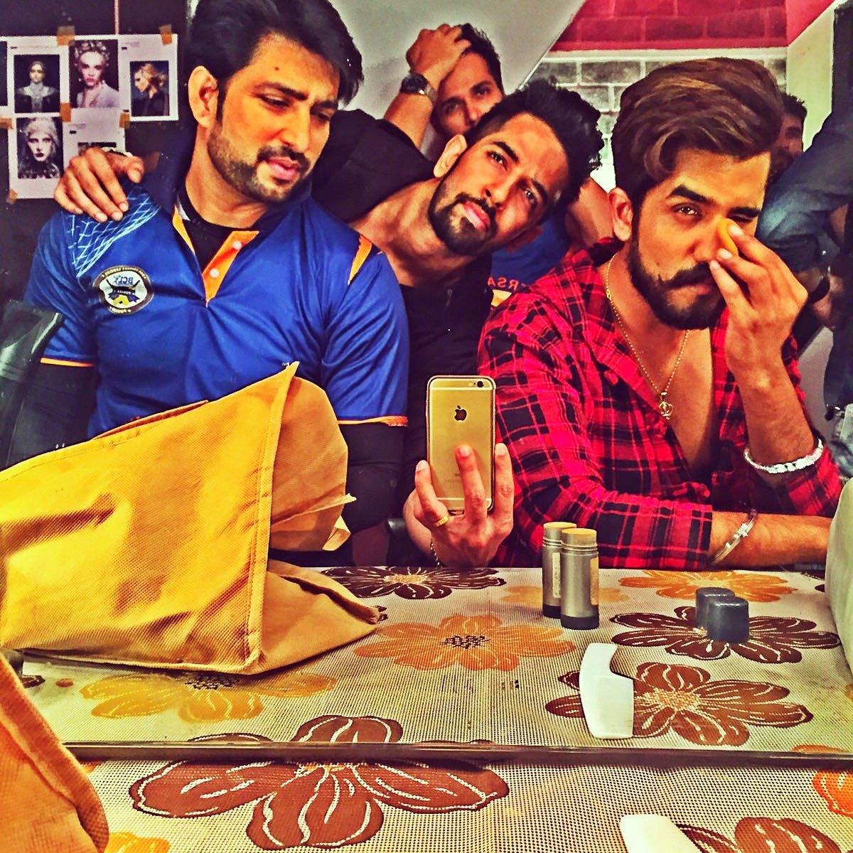 Embedded image permalink