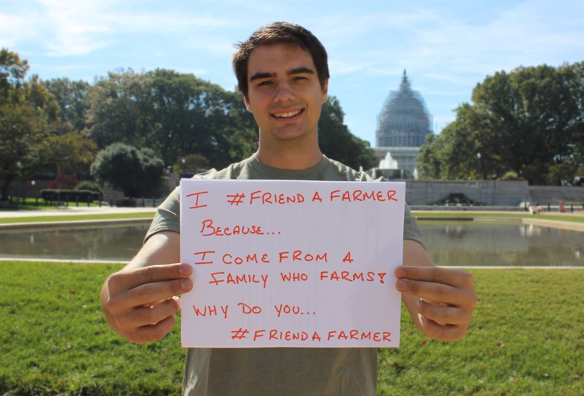 ufindlay's tweet photo. Oiler @tsomrack's @TWCInternships in govt. relations @NFUDC = life-changer. Read: https://t.co/BvUY65MUGU https://t.co/qHlninz8H8