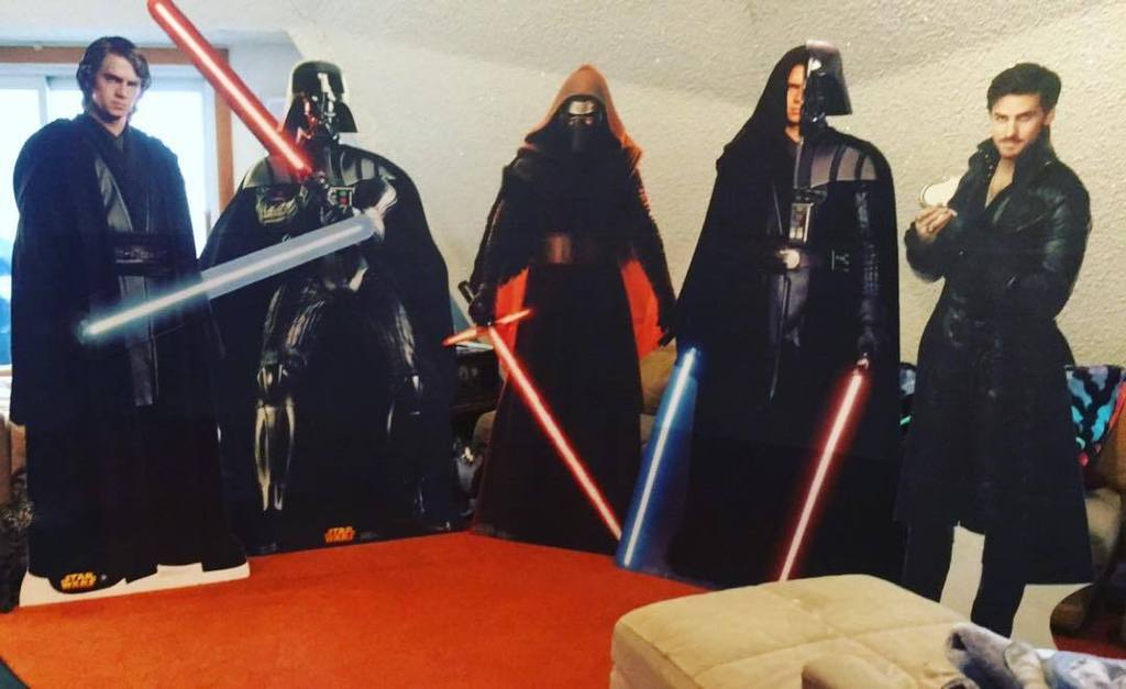 hashtagstarwars's tweet photo. New #DarthVader Instagram by @wertman25 // My obsession. #starwars #anakinskywalker #kyloren #darkside #onceuponati… https://t.co/if2RjvxfyB