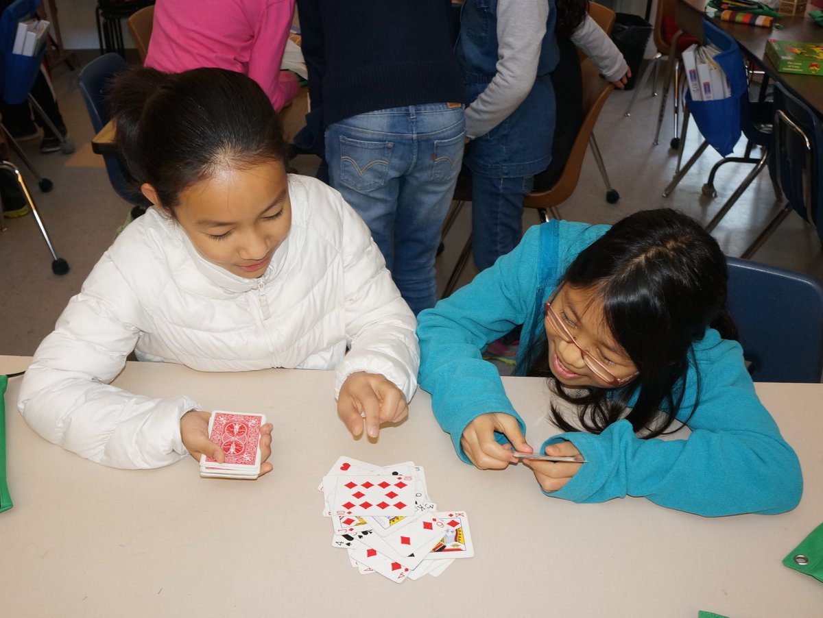 TeamRoom9SR's tweet photo. @BobcatsSR playing cards just because it's fun #GSPD2016 https://t.co/kQpwrwN7YZ