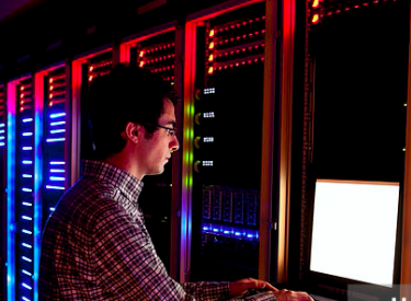 pcis's tweet photo. Capture #VMware performance &amp; resource consumption using #IntelligentMonitoring https://t.co/umev75YNq8 https://t.co/gtZ6QhQyc5