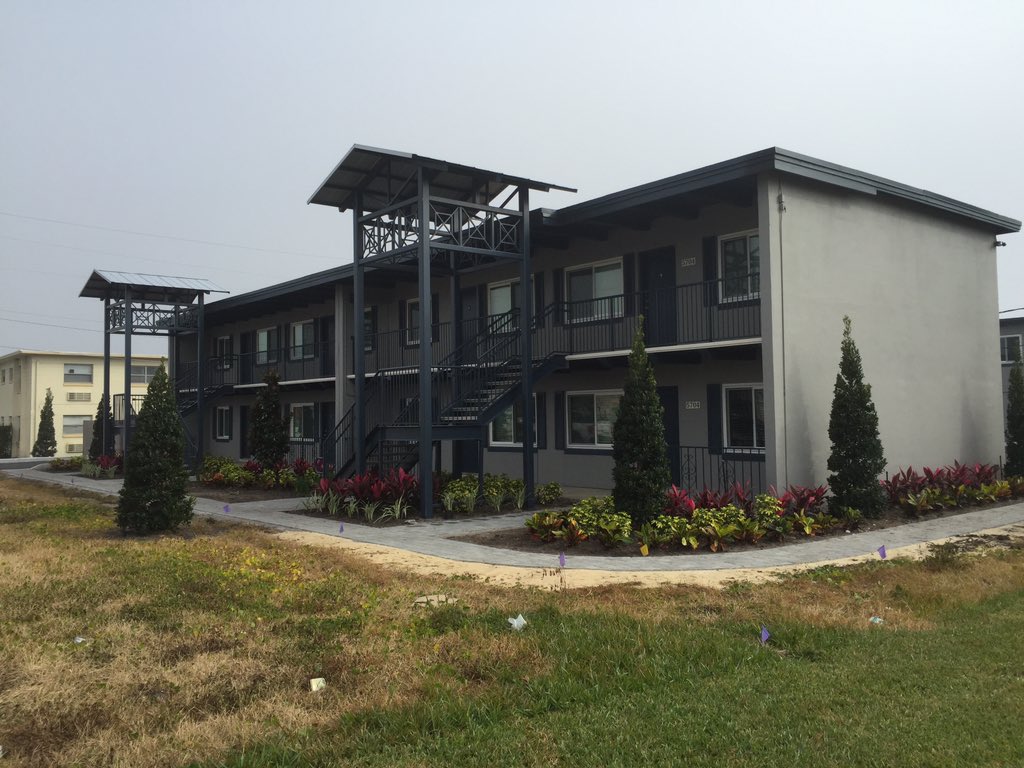 AlbertMBerriz's tweet photo. Iris Flats McKinley City Beautiful portfolio in Downtown #Orlando is coming to life! #Multifamily #CRE https://t.co/GwqtJHy6af