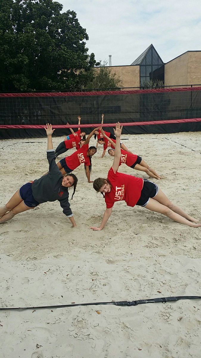 USTCeltsVB's tweet photo. Hard work this #offseason. #stairworkouts #sandworkouts #StrengthandConditioning #stability #strength #Balance https://t.co/CL2zwH5OjK