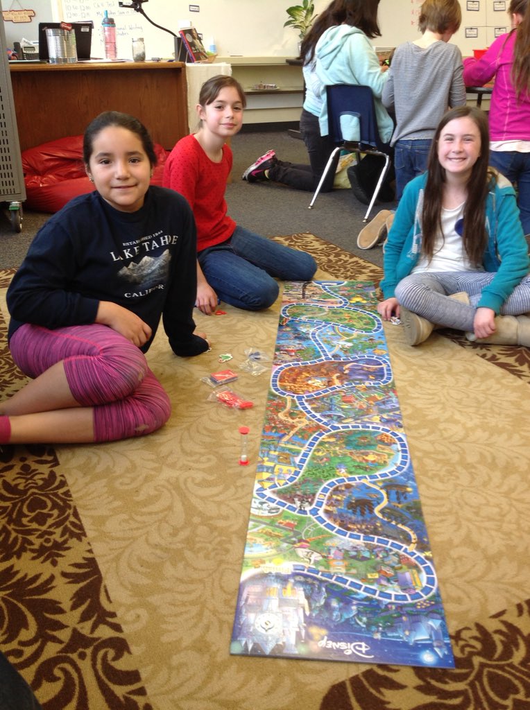 Room 1 at SHES tweet media