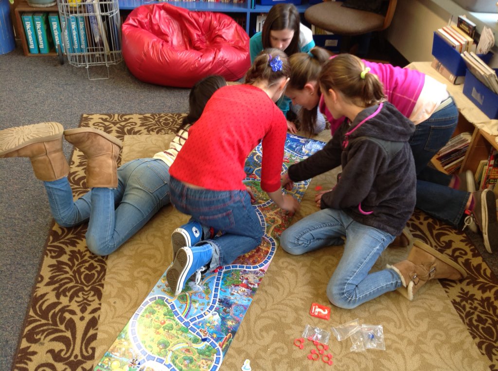 Room 1 at SHES tweet media