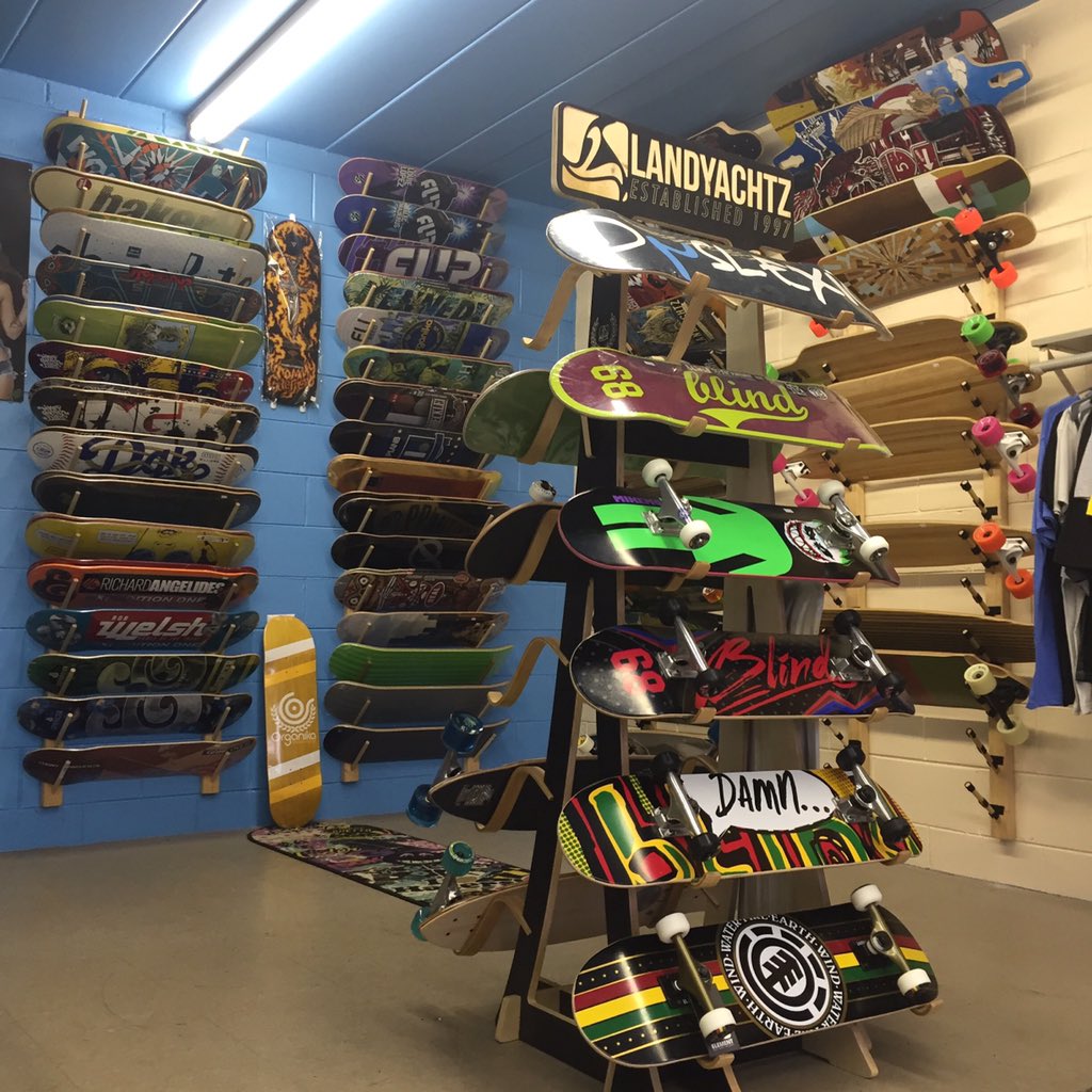 HighlandBoards's tweet photo. ‼️ALL FEBRUARY‼️
DECKS AND COMPLETES -%15 off,
WHEELS, TRUCKS, AND GEAR-%10 off,
HATS AND APPAREL-%20 off! https://t.co/Q8wt6KVOle