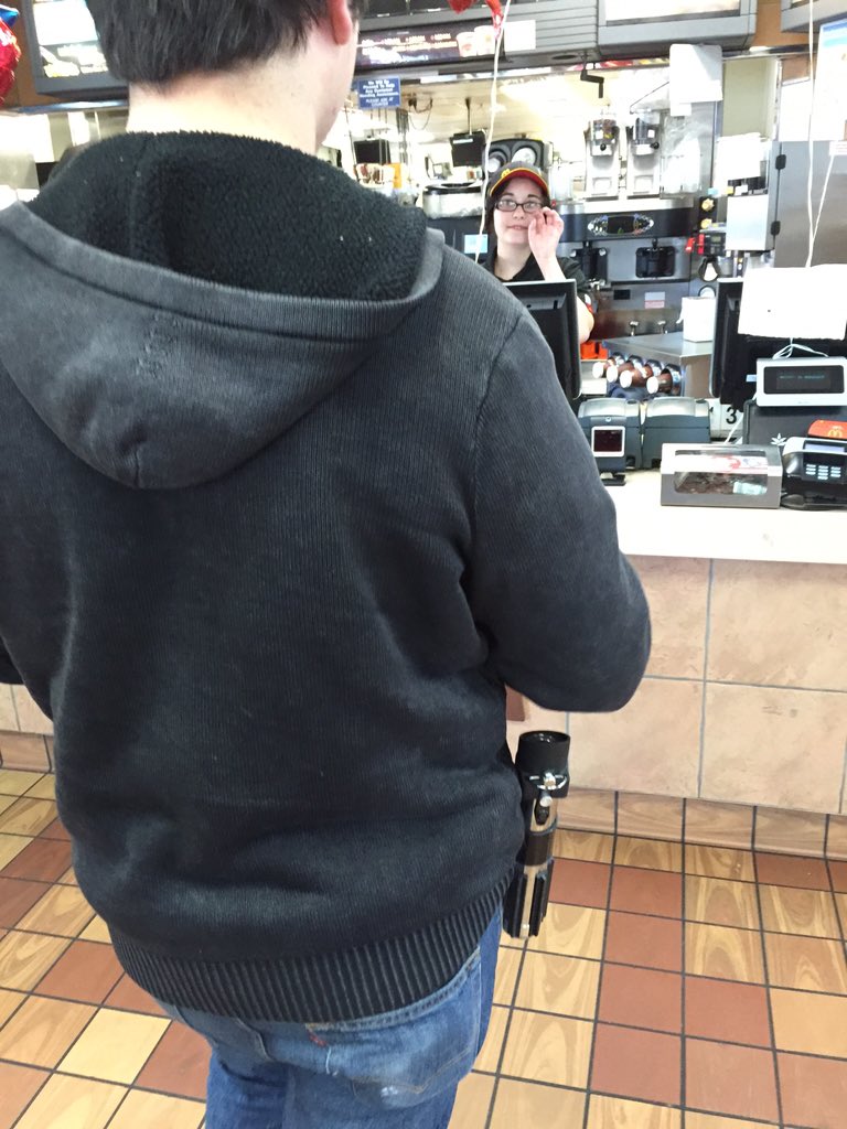 krepalm's tweet photo. when luke skywalker lets you out of the Jedi academy for lunch https://t.co/tljKQW7t42