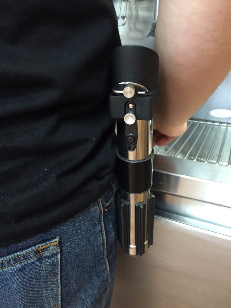 krepalm's tweet photo. when luke skywalker lets you out of the Jedi academy for lunch https://t.co/tljKQW7t42