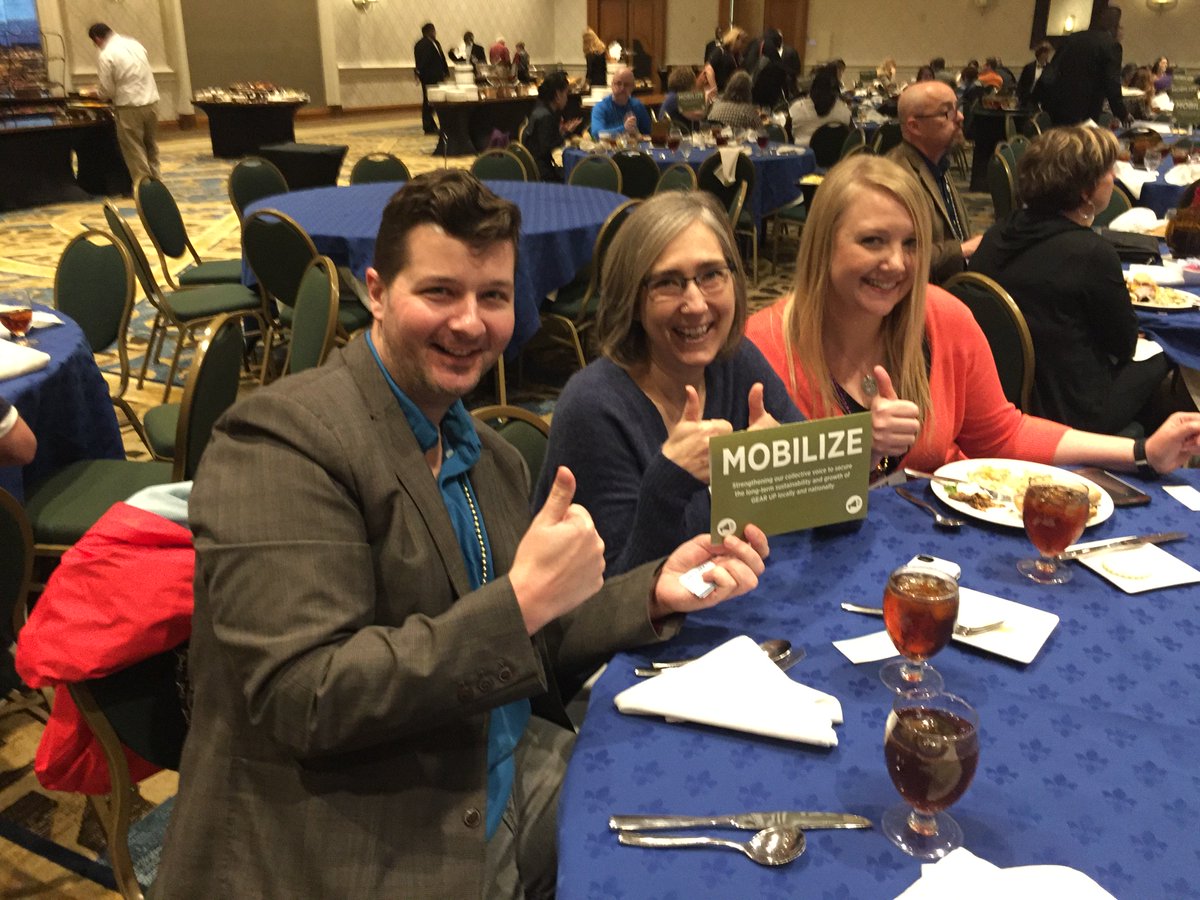 W_CAN's tweet photo. #mobilizing today w/ WA state #GEARUP colleagues @WWHS_GEARUP #GU_CBW #2016CBW @WAGEARUP https://t.co/DBttvB6u56