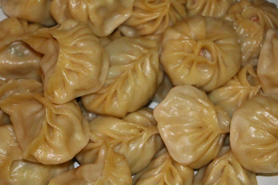 prabhasth's tweet photo. To all the momo lovers 😀 #momo #nepalidumplings #differentdesigns #nepalifoodrocks https://t.co/VuxKXNTQpR