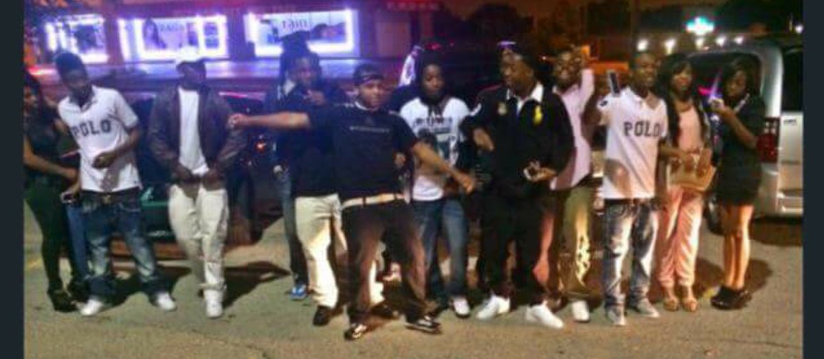 KasooGetBank's tweet photo. Rip Monmon Rip Gucci β½β½β½ https://t.co/LcomrZ87hu