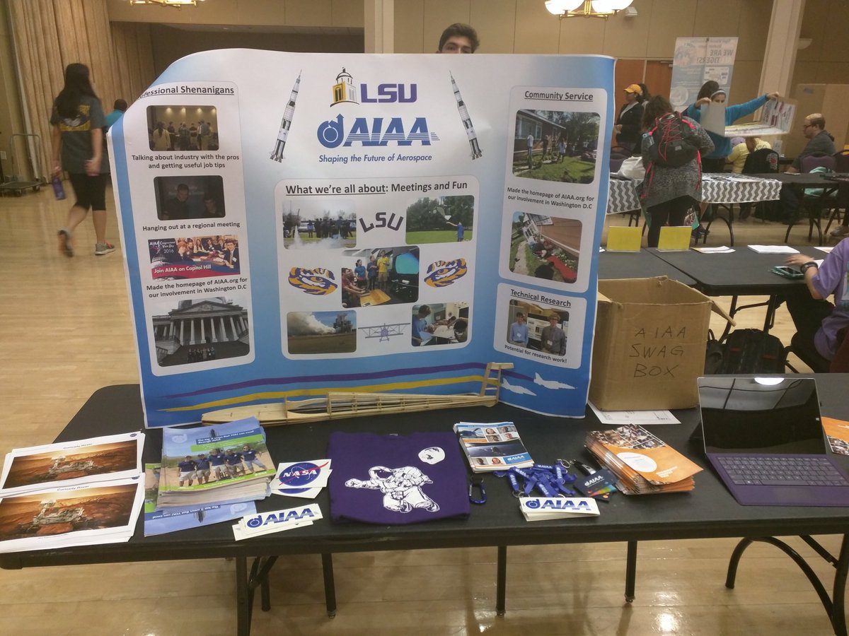 JakeRoblez's tweet photo. LSU AIAA at the involvement fair today! Check us out. @LSUEngineering @AIAAGNO @aiaa https://t.co/iQ4PC2jrbz