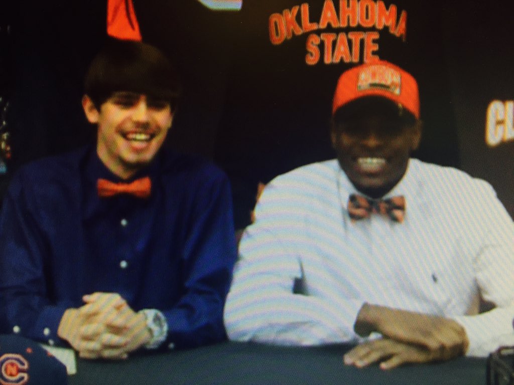 Nick Carboni (@nickcarboniwcnc) on Twitter photo Pretty cool. After signing with Ok St., <a href="/DevinHarper13/">henne_harp16π</a> went to Clinton to support <a href="/T_Thack8/">T-Thack</a> <a href="/prepxtra/">PrepXtra</a> <a href="/wbir/">WBIR Channel 10</a> Pretty cool. After signing with Ok St., <a href="/DevinHarper13/">henne_harp16π</a> went to Clinton to support <a href="/T_Thack8/">T-Thack</a> <a href="/prepxtra/">PrepXtra</a> <a href="/wbir/">WBIR Channel 10</a>