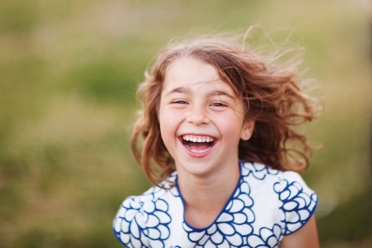 SteBench's tweet photo. "@Virgin: Smiling - how can it help you and those around you? https://t.co/jfKHadcH5i #staffreads https://t.co/RzNFZoHLfS" @SMILEatRBH