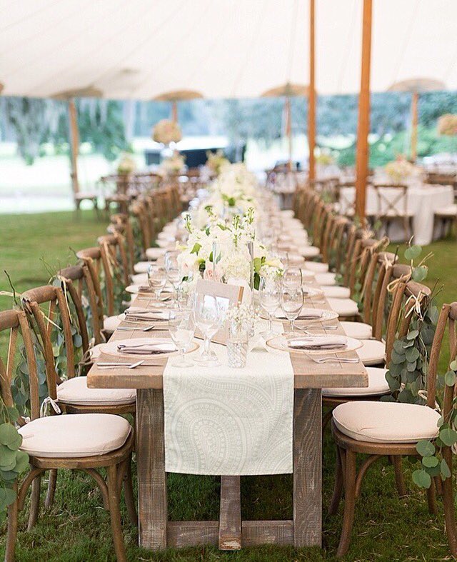 SnyderEvents's tweet photo. Head table game: Strong. π½π #weddingwednesday #charleston #snyderevents #snyderlounge https://t.co/YngJhgkDLn