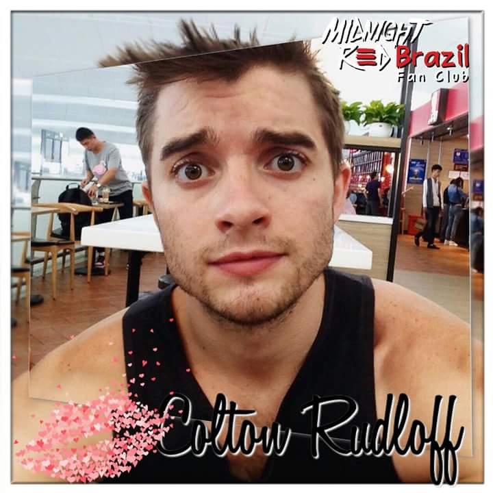 MNRFanClubBRA's tweet photo. Olha essa carinha! Vontade de encher de Beijo 💋💋😁
#ColtonWednesday https://t.co/3xMaerdXmA