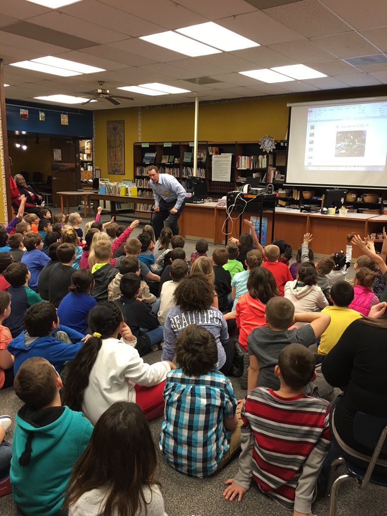 CaseyKuska's tweet photo. Thanks @ChrisSuchanKCTV for coming to visit with our kids today about weather! They learned so much!! #isdstrong https://t.co/oEo2rBlgQP
