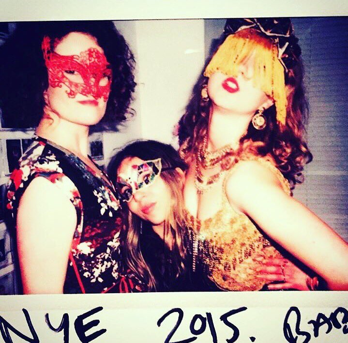 GGLondon2016's tweet photo. Some of our lovely customers wearing @GGLondon2016 #GGLondon #Vintage #HappyShoppers #StyleyourselfHaps https://t.co/aKONOGfAjh