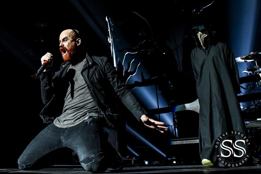 Photos of <a href="/redmusiconline/">redmusiconline</a> at <a href="/winterjamtour/">Winter Jam</a> tinyurl.com/p4ohstm @mikeredmusic <a href="/LOWBROWBASS/">Randy Armstrong</a> @Anthonyredtwon