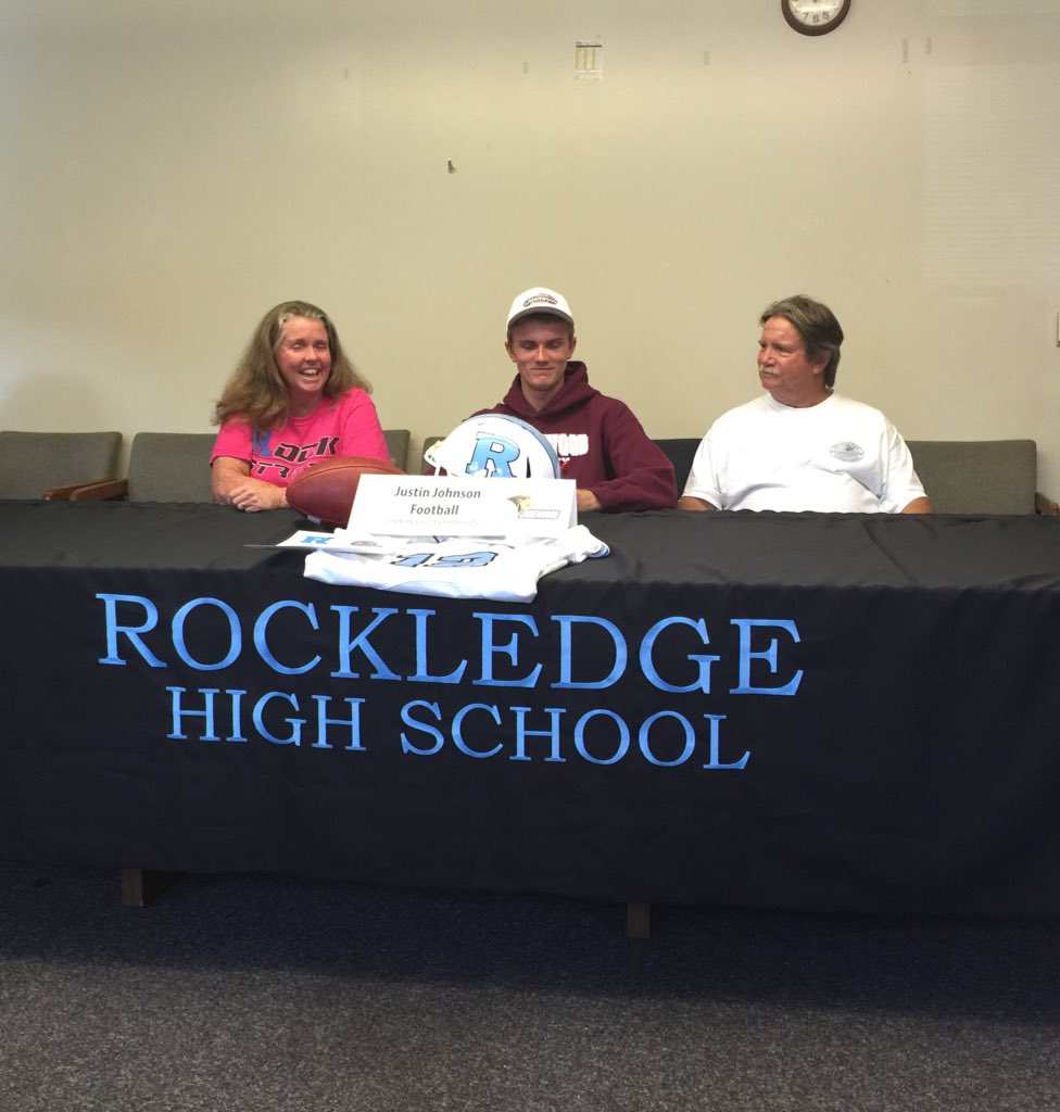 RockFootball1's tweet photo. Congratulations to Justin Johnson and family. 🔴🔵 #RaiderPride #NSB16 https://t.co/8UmSOU3B2U