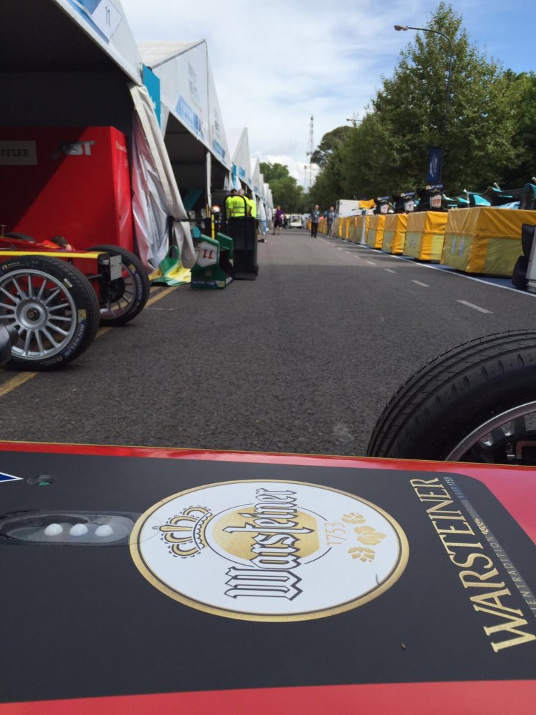 WRaceReporter tweet media