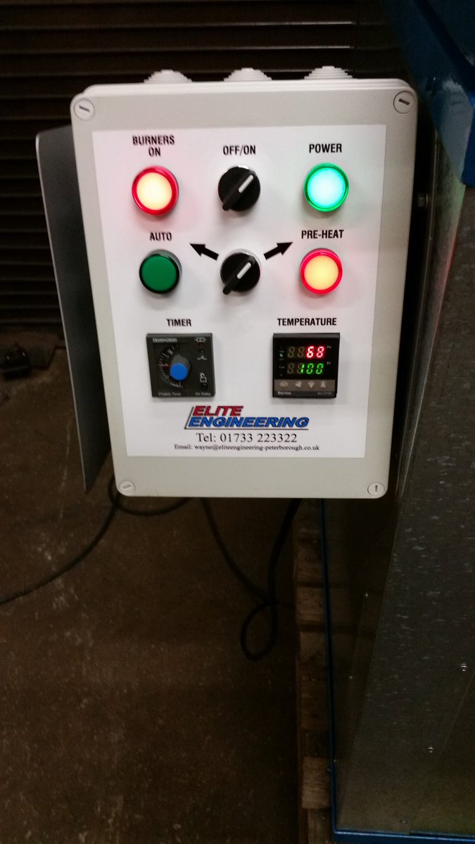 Engineer_Pboro's tweet photo. #busy #engineering #pushinglimits #hardwork #electric #industrial #powdercoating #oven https://t.co/7gEcv78D6V