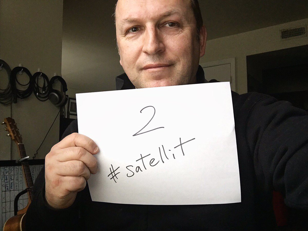 WARUM_LILA's tweet photo. wir fühlen uns geehrt, dass auch legend @paulcolman sich im ‘satellit’ video verewigt hat! #satellit #2 #comingsoon https://t.co/WPko9QpGTC