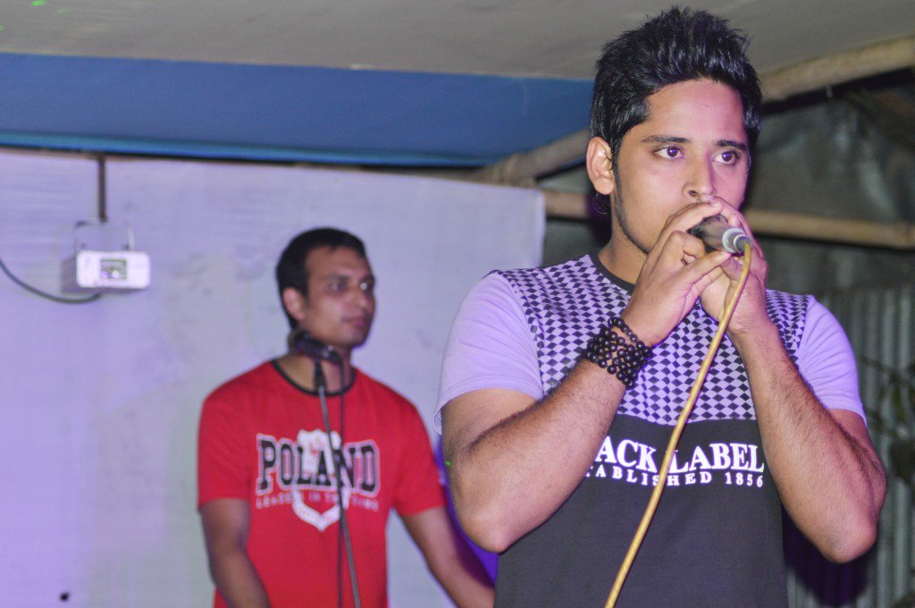 apusinger's tweet image. 