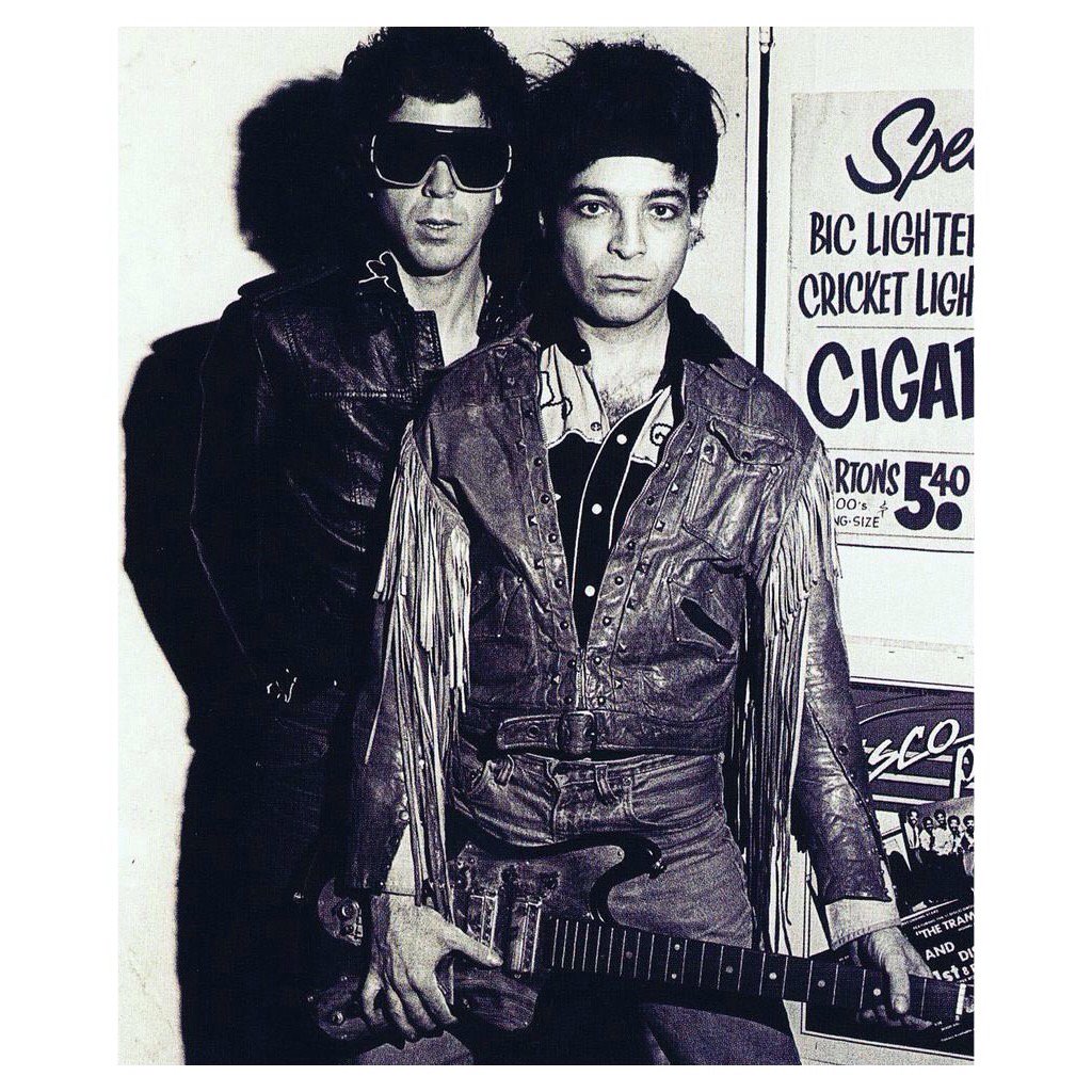 Nellymachanek's tweet photo. Alan Vega #punkrock #style #jukeboxbabe #lonely#ohiloveyou #alanvega https://t.co/nhrRSdXSt4