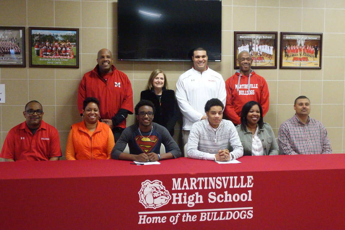 BulletinSport's tweet photo. Martinsville's Jay Dandridge (left) and Ty Carter (right) signed to play football at Bluefield College in the fall. https://t.co/gyb6LbwyX3