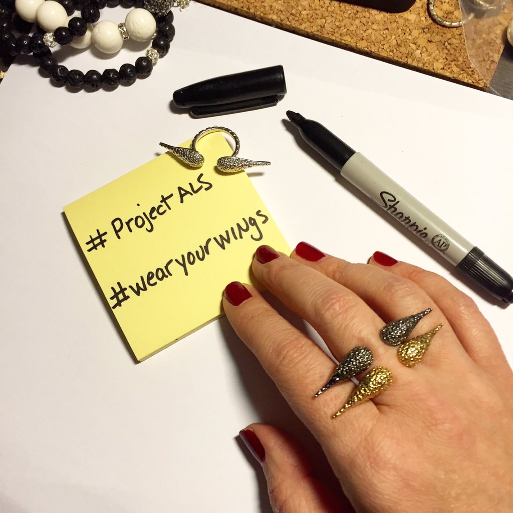 IrinidesignNY's tweet photo. #endALS #supportacause https://t.co/MrHDpyaCif #wearyourwings https://t.co/Eu4Q9CHlqJ