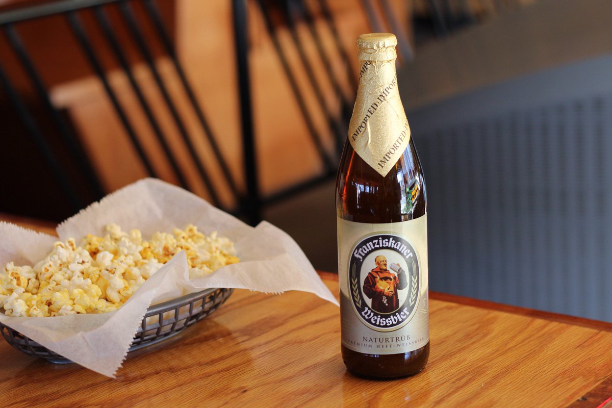 midtownpub's tweet photo. Tonight’s Secret Special:
$4.50 Franziskaner Weissbier bottles! 
#franziskaner #goodbeer #midtownpub https://t.co/62lNC4ZOoo