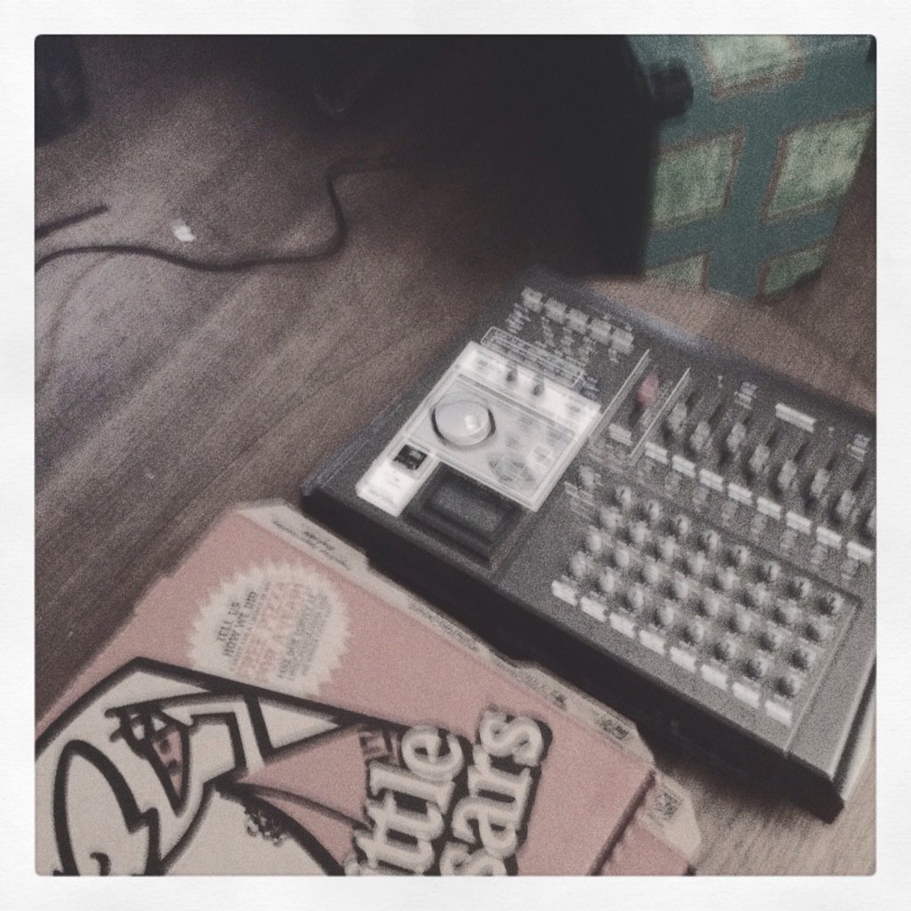 Swank Sinatra's first show of 2016 is sponsored by <a href="/littlecaesars/">Little Caesars Pizza</a> See you tomorrow at <a href="/529_eav/">529</a> #atlmusic #pizzaparty