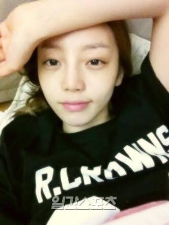 ぽぽ ヒョナとハラはすっぴんの方が断然好き ヒョナ ハラ テヨン ダラ T Co 5sqjzli4bv