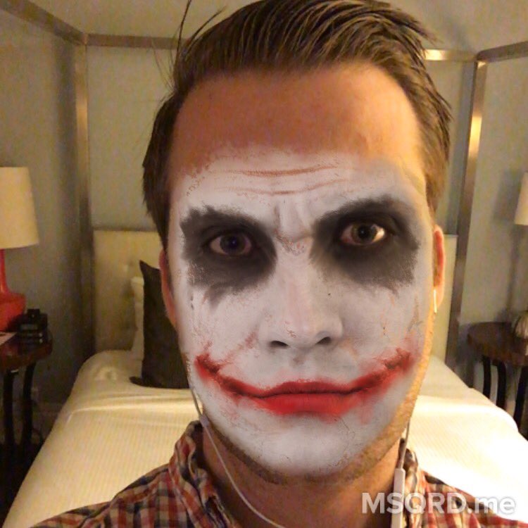 Yes, you have to try Msqrd.me - Real time killer face tracking &amp; mapping #MSQRD