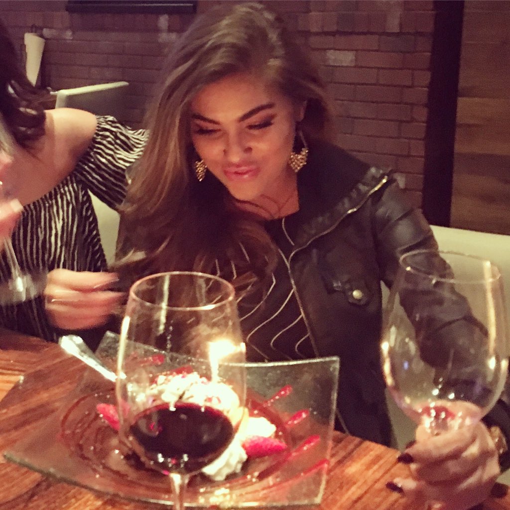 BrittanyFetkin's tweet image. My determined face 🎂🍷...#cakecakecake #feb3 #mybirthday #BFF