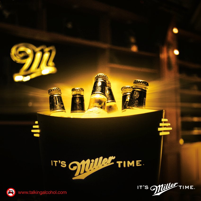 Miller_SLV's tweet photo. Cuando la noche llega, Miller Genuine Draft viene junto con ella! Que empiece un #MillerTimeSV https://t.co/2BytDVsNRO