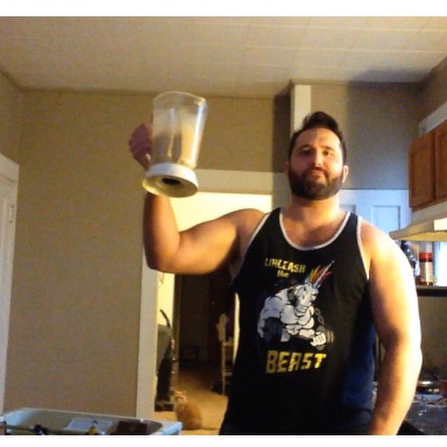 SwoleButterfly's tweet photo. Let's hear it for protein!

#Swole #mass #gainz #protein #lifting #bodybuilding #bulking #bulkingseason #beefcake https://t.co/NmkzbzRSxi