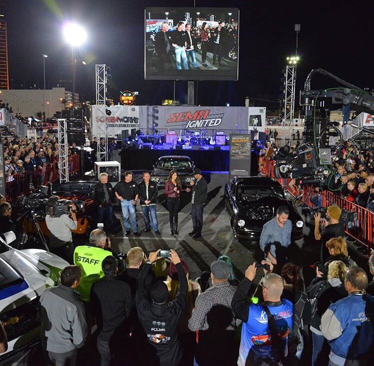 AdrienneJanic's tweet image. Did you miss the premiere of @SEMASHOW #BattleOfTheBuilders 💪🏼🚘🚗 @Velocity will re-air it all weekend 👍🏼😀 YEAY!