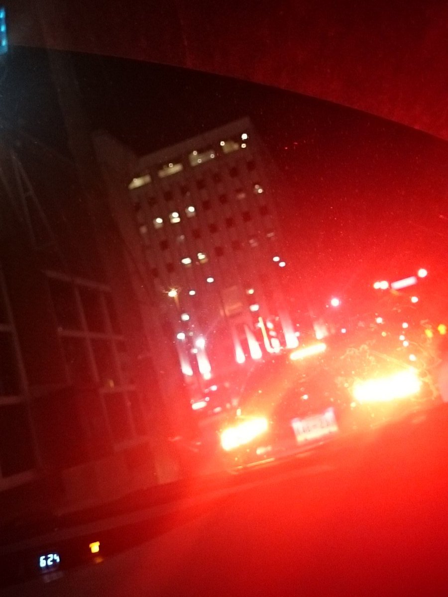 jeniuswoods's tweet image. I wish I had my camera there's so much capturable stuff down here ;( #Nashville #photography #videographerproblems