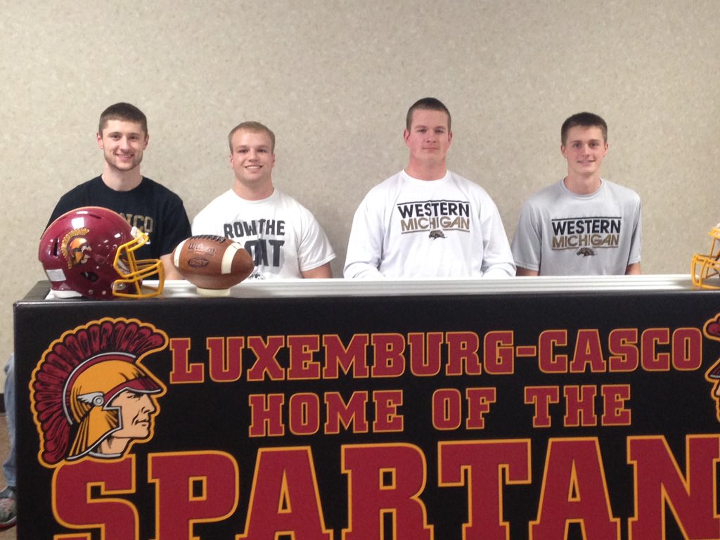 nrseering24's tweet photo. Congrats to @S_Kanz4077 on his next journey of playing football @WMU_Football @LCSpartanFB #RowTheBoat https://t.co/qQoouwWn1T