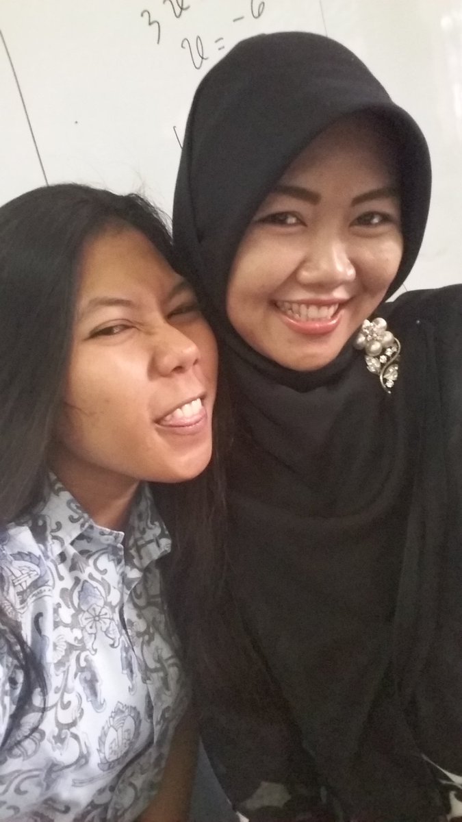 shella_fallah's tweet photo. Kamis manizzz🙈😚🍭 https://t.co/hwvBUFeXOe