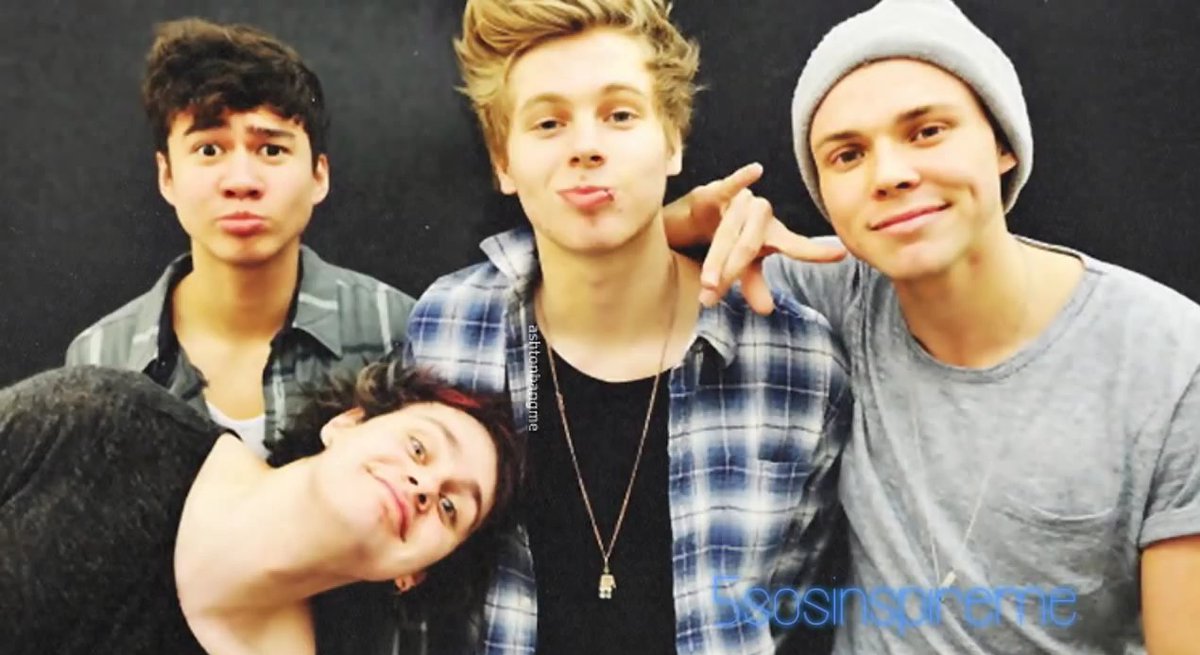 carlagarota1's tweet photo. Hola @RadioDisneyLA Me encantaria que pasaran Jet Black Heart de @5SOS Estare escuchando #JetBlackHeartRadioProject https://t.co/rZ7iysPwCi
