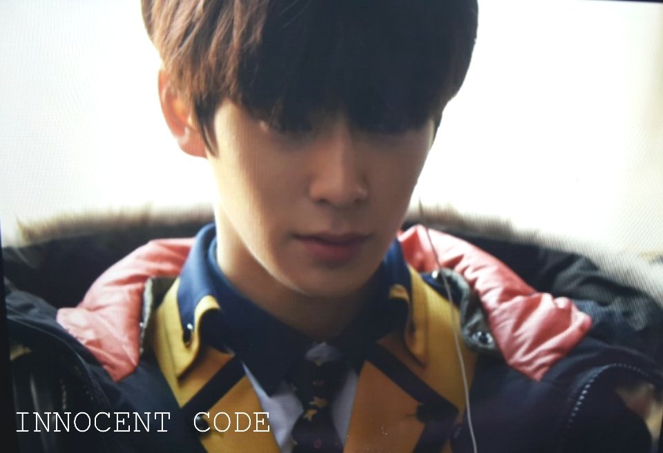 innocent_codeJH's tweet photo. 160204 #재현 #JAEHYUN 졸업식ㅠㅠㅠㅠ https://t.co/md89ouqNTV