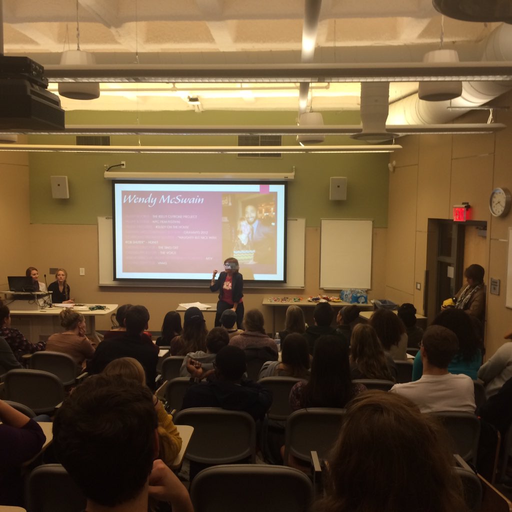 WCU students spending their Wednesday night with the famous, casting director, Wendy McSwain! #comstudies #media #tv